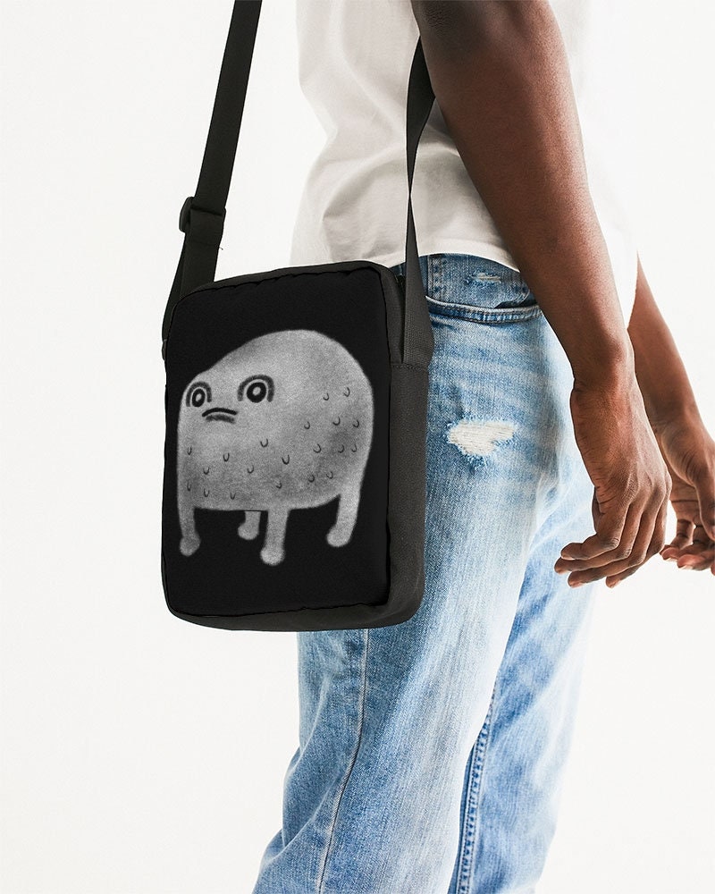 MESSENGER BAG Weird Frog Crossbody Bag Goblincore Dark  display picture 3