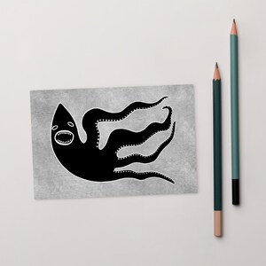 POSTAL CON LÁMINA ARTÍSTICA DE 4 x 6, diseño de monstruo de calamar, arte popular kawaii, regalo extraño y peculiar para amigos por correspondencia, tarjetas de inauguración de la casa, regalos de cumpleaños espeluznantes y lindos, góticos