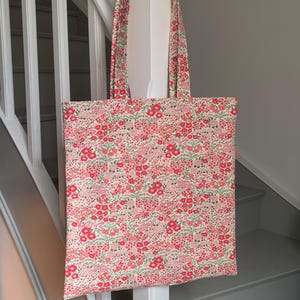 Tote bag à petites fleurs printanières