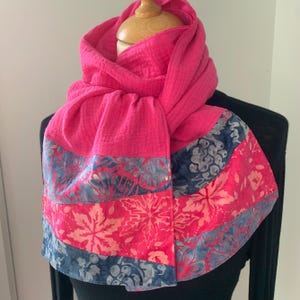 Scarf in fuchsia pink and blue fabric