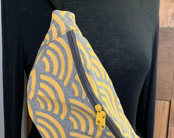 Yellow and gray fanny pack