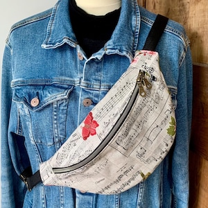 Music and Flowers Fanny Pack