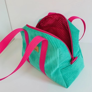 Grande trousse de toilette en velours vert