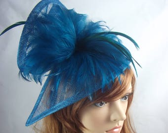 Fascinator Twist Sinamay blu petrolio e piume - Cappello per occasioni nuziali, gare