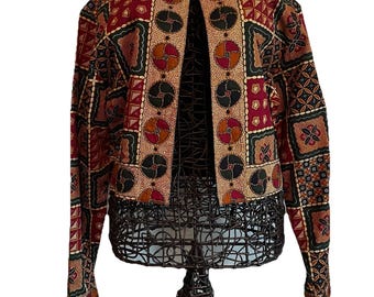 Chaqueta corta vintage Y2K multicolor con cuentas, talla M de mujer, estilo bolero patchwork boho de los 80 y 90. Estilo años 80 y 90.