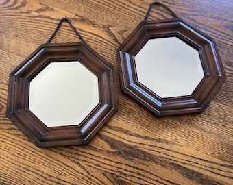 Espejos de pared octogonales vintage con marco de madera, juego de 2, 25 cm (10"), estilo moderno de mediados de siglo, acabado en tinte oscuro.