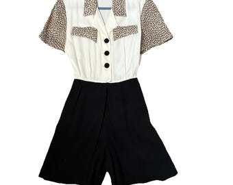 Vintage 80s Mod Romper Sz Medium 7/8 Animal Print Collar Pleated Flowy Shorts