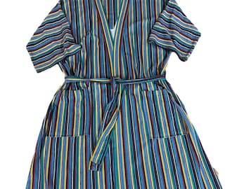 Bata Kabuki para hombre de Robe Corporation of America, bata de casa a rayas estilo Mod Gogo de los años 60.