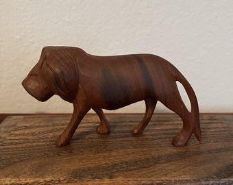 Vintage Hand Carved Wooden Lion Sculpture Safari Figurine Folk Art 5 Inch