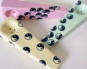 Handmade Yin Yang Ceramic Geometric Pipe - Choose Your Color - Girly & Colorful Pipes