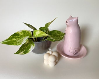 Ceramic cat cone incense holder set, Pink handmade incense burner with gold details, Cute Home Decor Gift