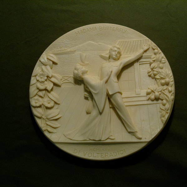 Solid Ivory-colored Alabaster "La Scala Grand Opera" Collection – Madama Butterfly 1977