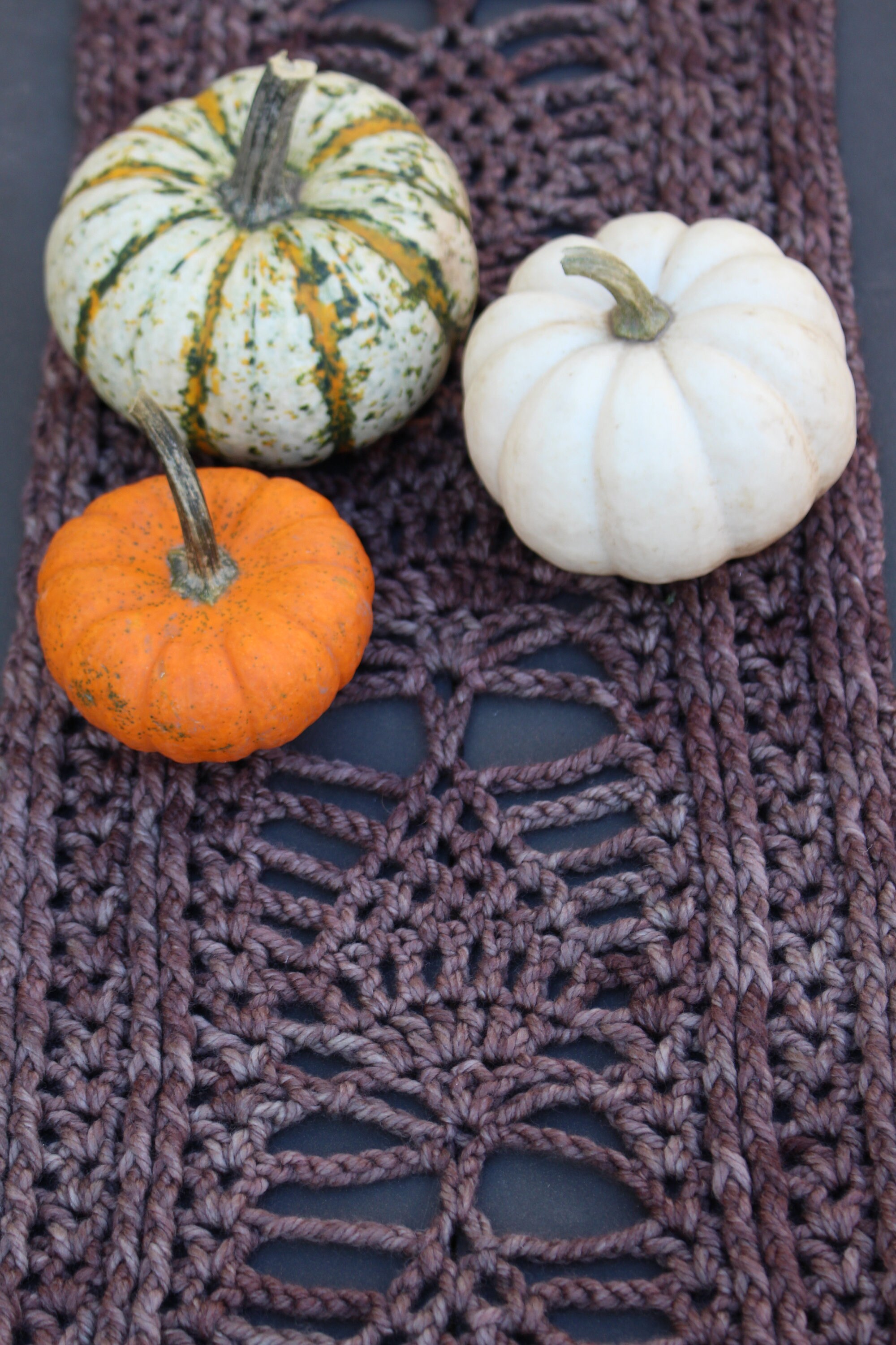Acorn Season - Crochet Table Runner Pattern - PDF Download - Etsy