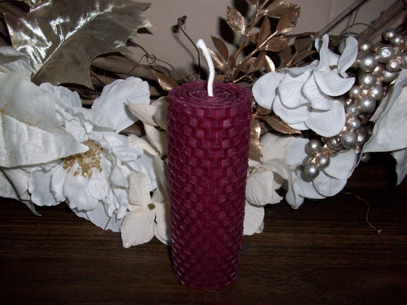 Handmade Magenta Beeswax 4 inch Candle