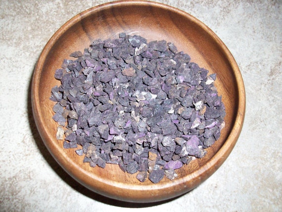 Purpurite Tiny Raw Chipstones (8 Stones)