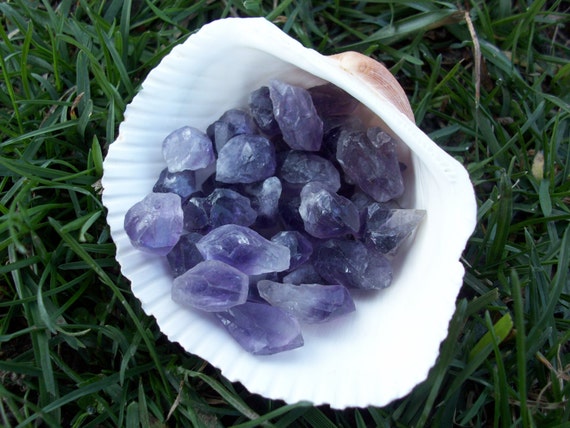 Amethyst Tiny Chipstone Points (3 Stones)