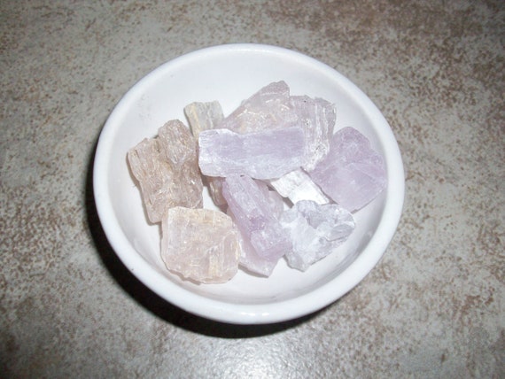 Purple Kunzite Small Raw Crystals ( 1 Stone)