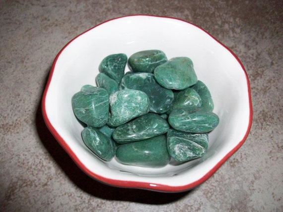Green Quartz Small Tumbled Stones