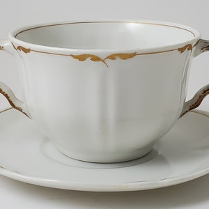 Antique Onandaga Pottery Co. OP Co. Syracuse China 1333M Consomme Boullion Bowl & Saucer