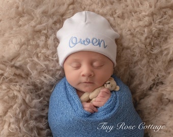 Newborn Baby hat, Embroidered Baby hat, personalized Baby Beenie, 14 Different Color Options, Boy or Girl, Size 0-3m