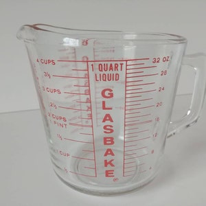 Vintage 1970&#39;s Jeannette Glasbake 4 Cup Measuring Cup