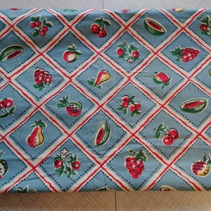 Vintage 1940&#39;s Old Stock Kitchen Tea Towel Toweling Fabric Yardage Over 3 Yards!