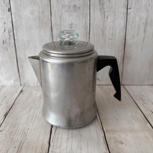 Cafetera percoladora vintage de aluminio de 5 tazas, completa.