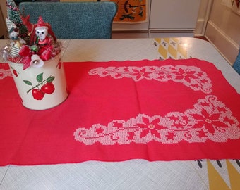 Vintage Bucilla Christmas Table Runner Red Poinsettias White Cross Stitch Embroidery 18 x 43