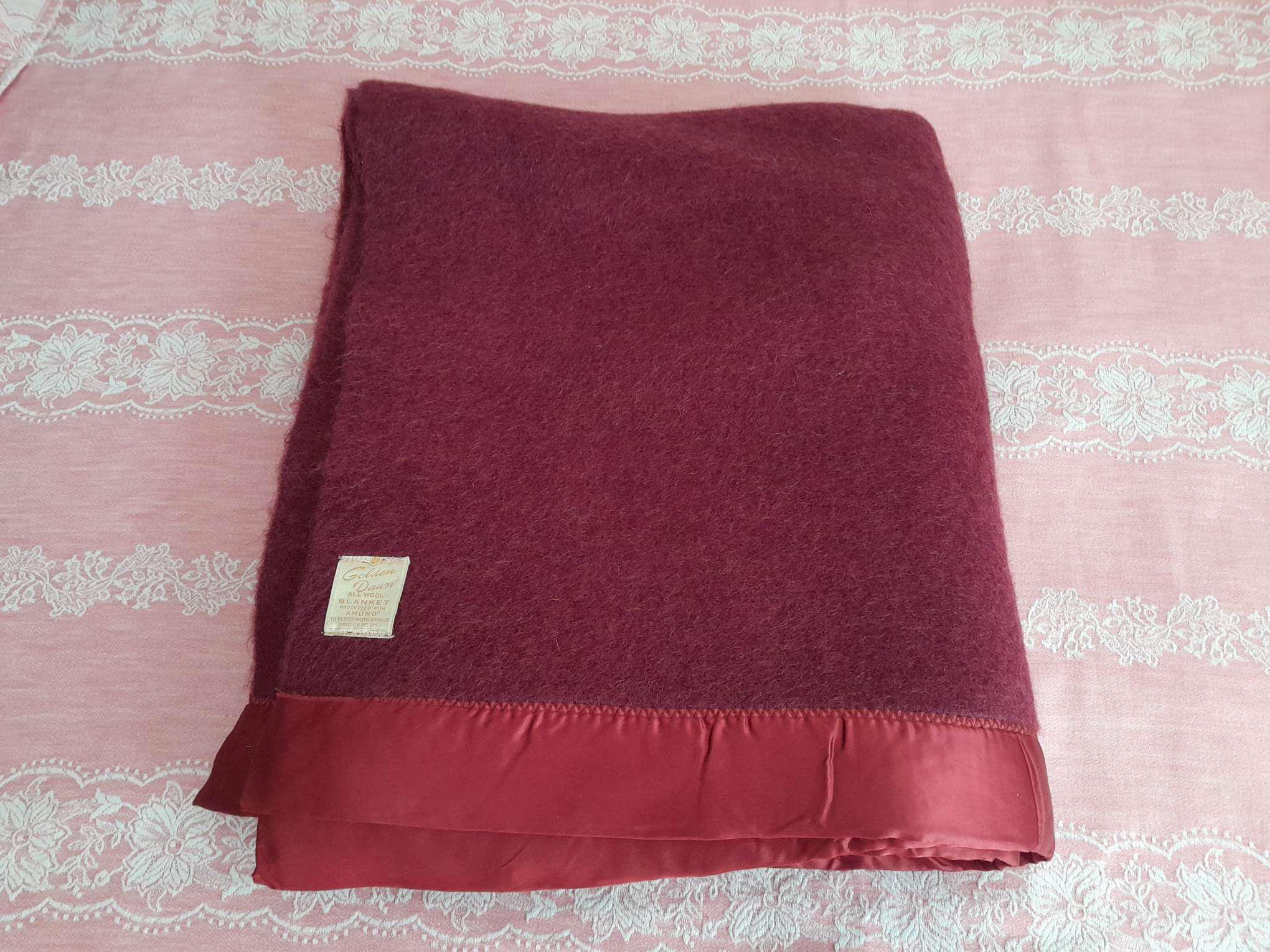 J.C.PENNEY Golden Down ブランケット il_fullxfull.7190750466_owho.jpg