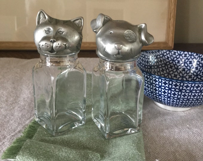 Vintage Pewter DOG and CAT salt and pepper shakers with clear glass containers.