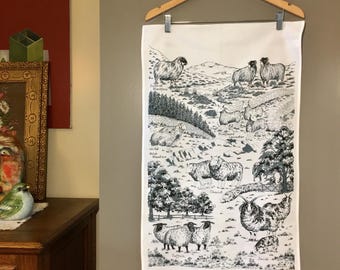 Vintage SHIELA ROWSE SHEEP Tea Towel, 7 Sheep Tea Towel, Made in Britain, British Tea Towel, Sheep Tea Towel