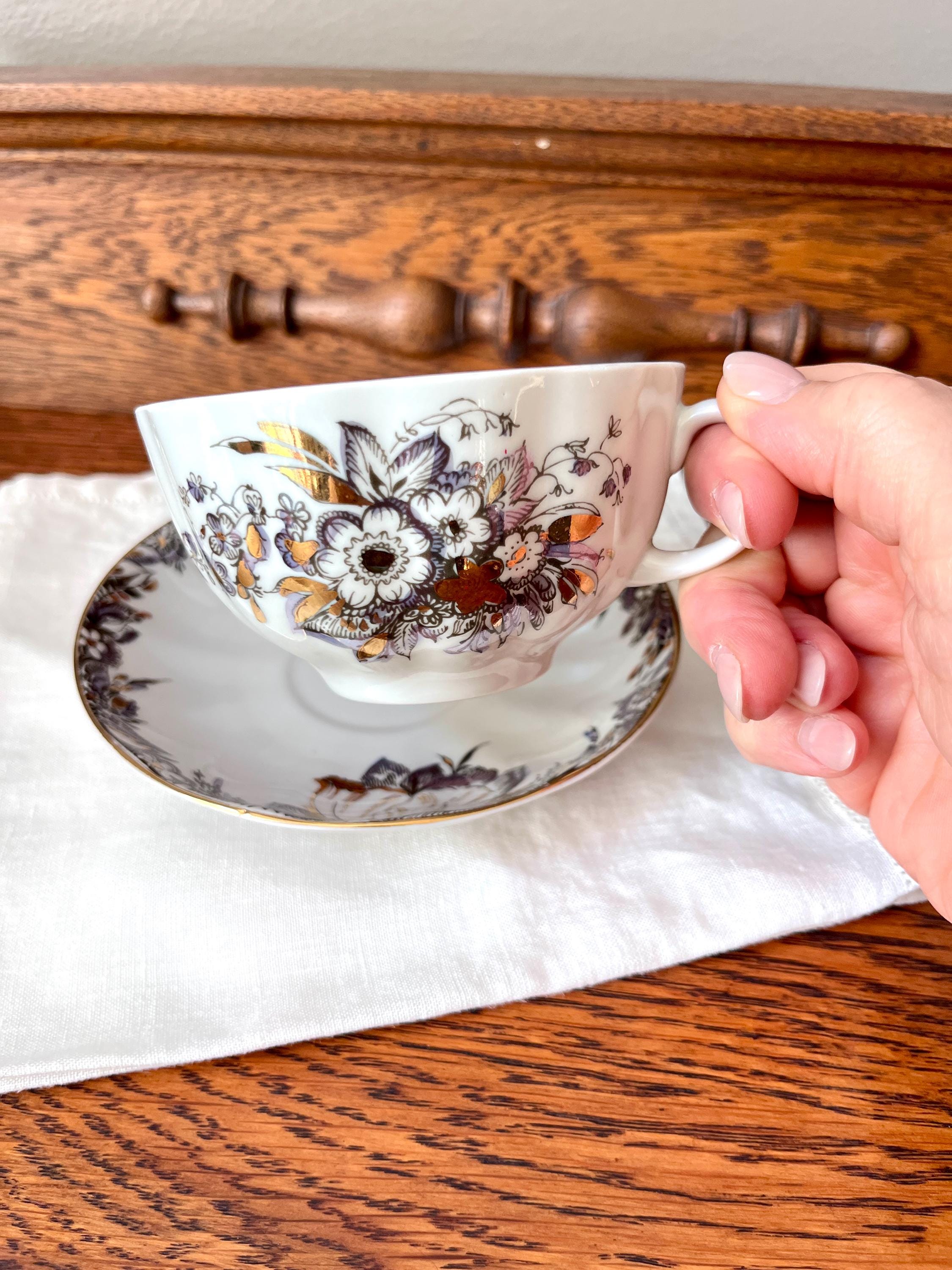 Lomonosov Imperial Cup and Saucer Set, Reflections Collection
