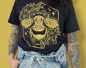 Gold Bee Unisex sizing T-Shirt | Sizes S-5XL