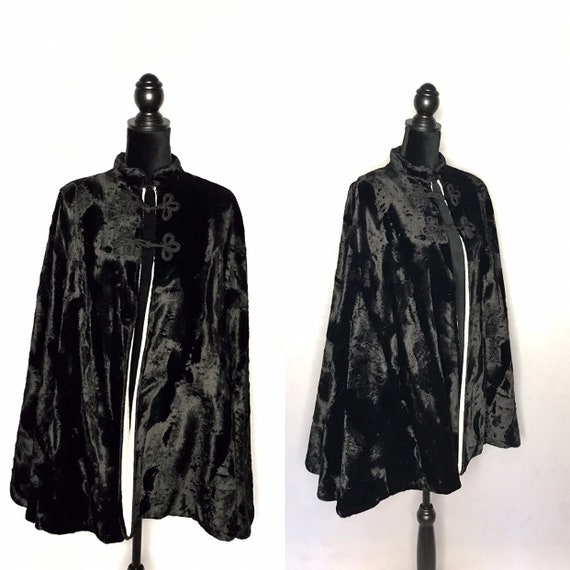 1950s cape/ Vintage 1950s faux fur cape