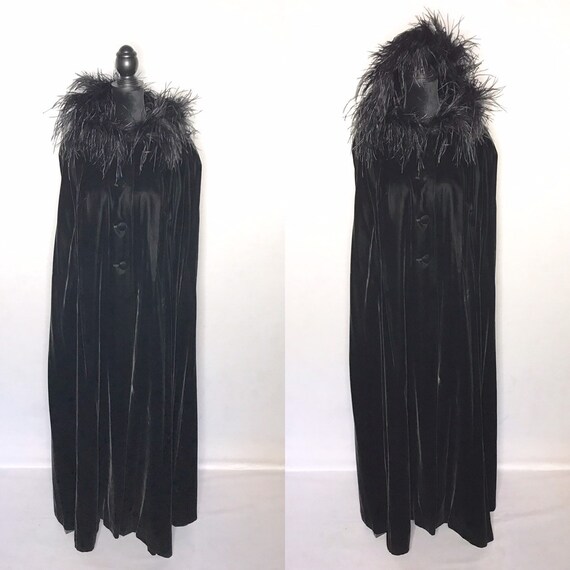 1950s cape/ vintage 1950s velvet cape