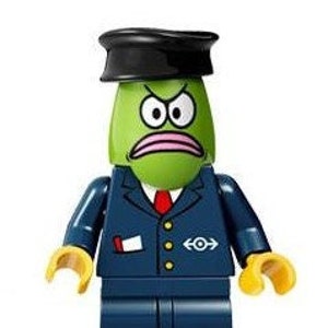 Może przedstawiać: Zielona minifigurka Lego z czarnym kapeluszem i niebieskim uniform. Minifigurka ma zły wyraz twarzy i nosi czerwony krawat. Uniform ma białą naszywkę z symbolem.