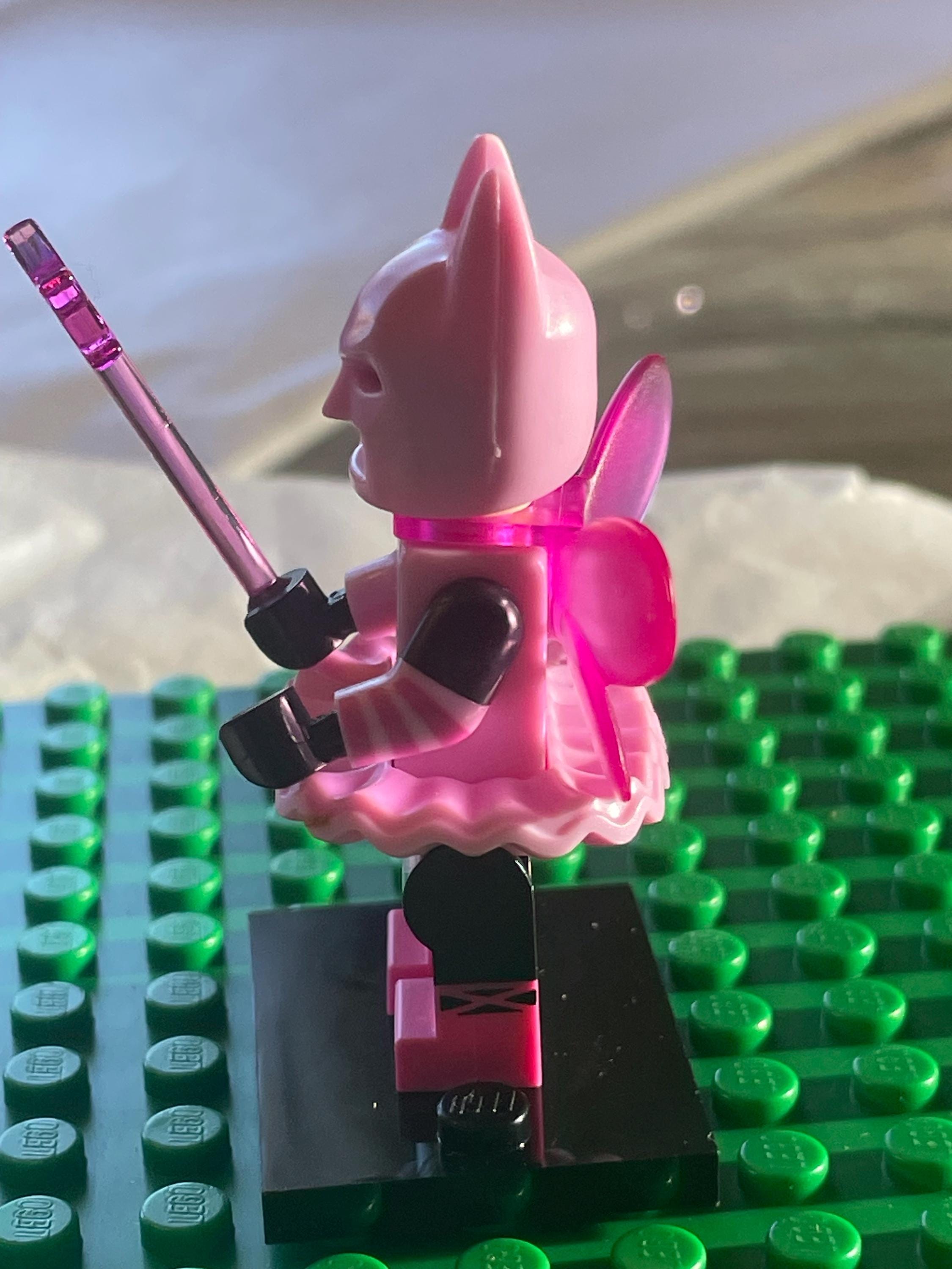lego batman pink dress Lego Pink Power Batgirl 71017 The LEGO Batman Movie Series 1 Minifigure