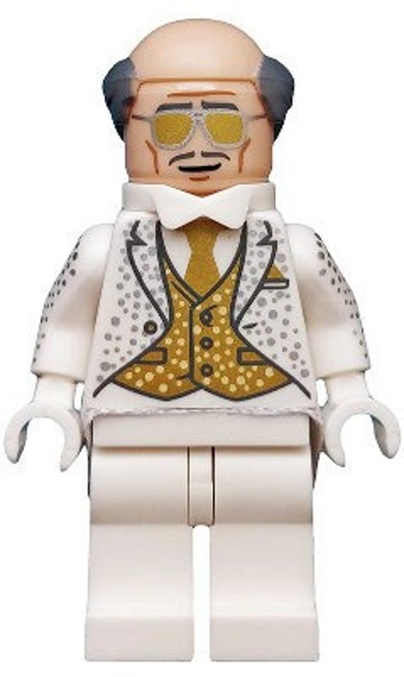Lego alfred pennyworth hotsell