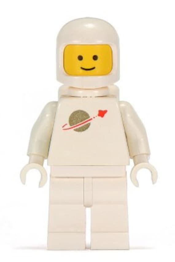 LEGO Minifigure Classic Space White with Air Tanks and Updated Helmet