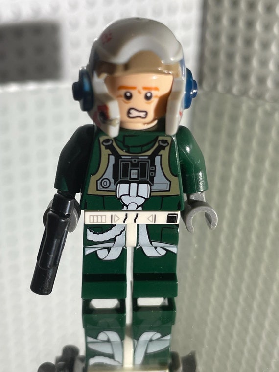 Lego Star Wars MINIFIGURE Rebel Pilot A wing open Helmet Dark Green Jumpsuit Etsy Canada