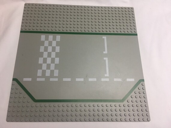 lego race track base plate