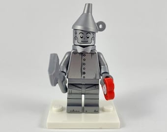 LEGO Minifigure Tin Man, The LEGO Movie 2 (Complete Set with Stand and Accessories)