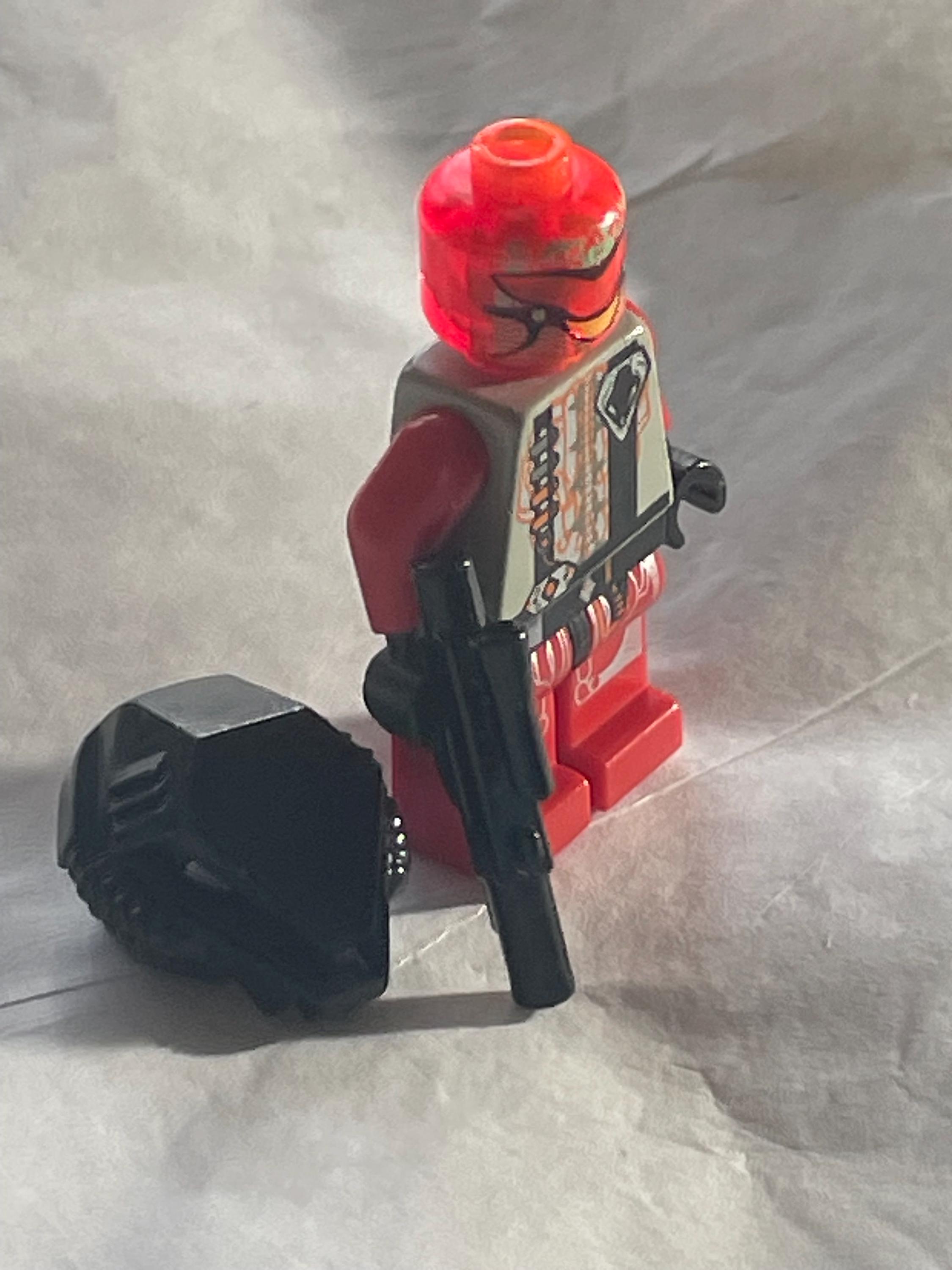 LEGO Minifigure Vintage Space Spaceship Crew Odyssey Explorer UFO