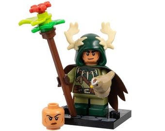 Lego Dungeons & Dragons Halfling Druid, (Complete Set with Stand and Accessories)