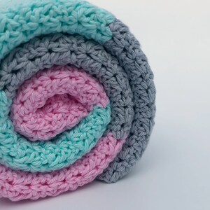 Crochet Baby Blanket, Baby Girl Blanket, Baby Shower Gift, Baby Girl Gift