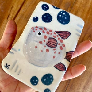 Handmade Ceramic Puffer Fish Wall Tile – Coastal Ocean Art, Hand Painted Sea Creature Pottery, Beach House Decor