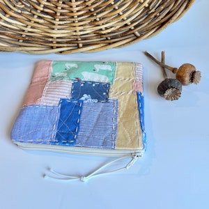 Small white zip pouch image 1