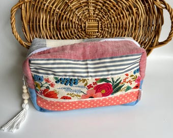 Handgemachte Patchwork Schminktasche - Große gesteppte Kosmetiktasche