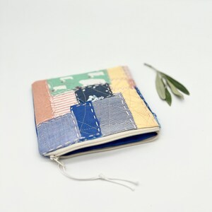 Small white zip pouch image 4