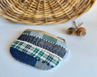Gewatteerd zakje met patchwork munten | Handgemaakte portemonnee met rits | Langzaam gemaakt textielcadeau